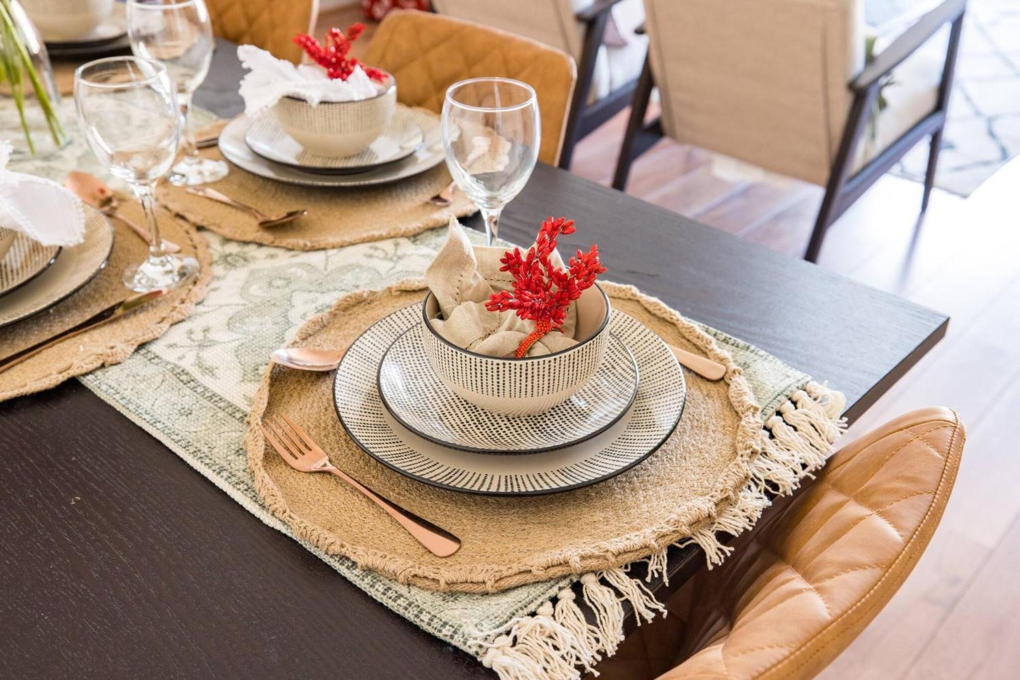 Wild Roses Service Apartments - East India Лондон Екстер'єр фото